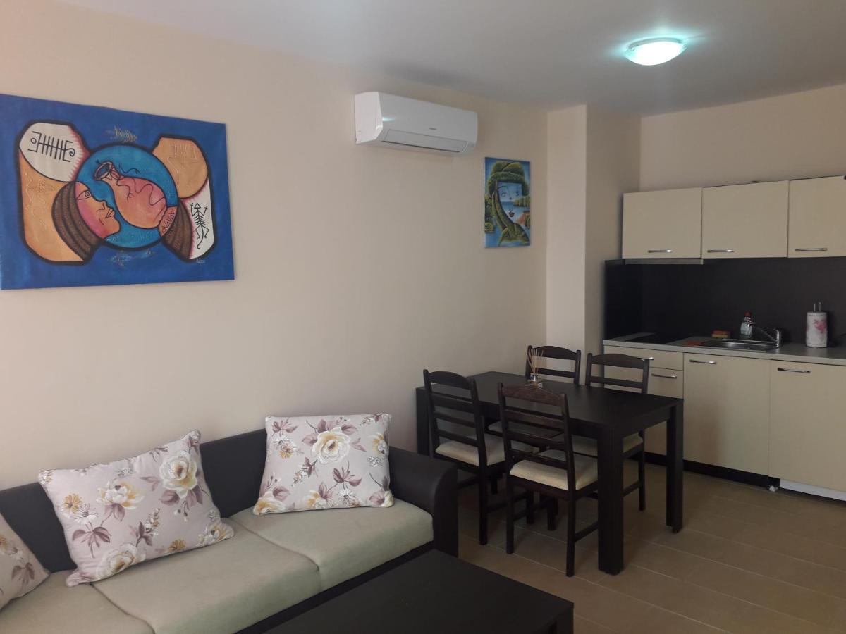 Gradina Sunny Deluxe Apartment Sozopol Buitenkant foto